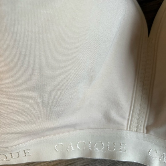 Cacique Cotton Lightly Lined No Wire Beige Bra Size 40F Never been worn - Picture 4 of 6